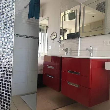 404 Heliopolis Naturiste Διαμέρισμα